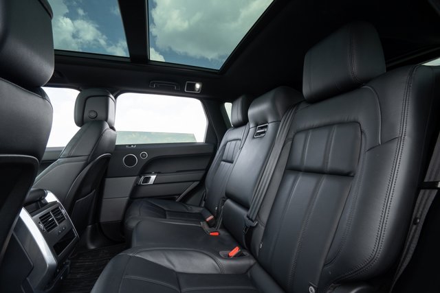 2020 Land Rover Range Rover Sport SE-3