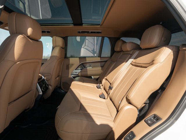Land Rover Range Rover SE 2025-3