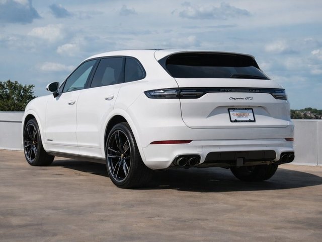 2023 Porsche Cayenne GTS-1