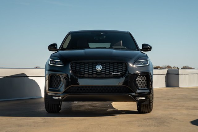 Jaguar E-PACE R-DYNAMIC SE 2024-7