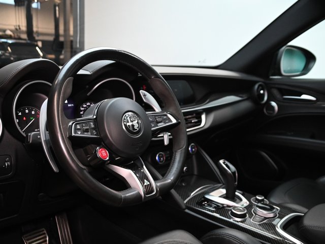 2022 Alfa Romeo Stelvio Quadrifoglio-2