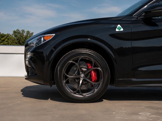 2022 Alfa Romeo Stelvio Quadrifoglio-7