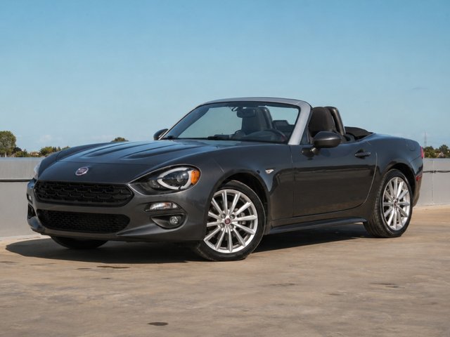 2019 Fiat 124 Spider Lusso-0