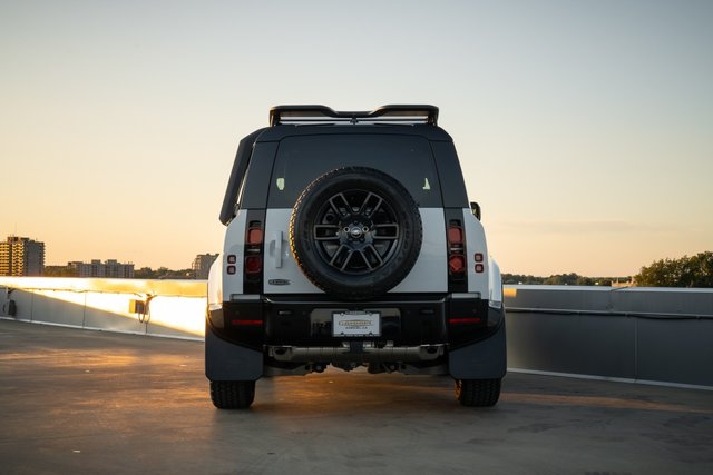 2023 Land Rover Defender X-Dynamic SE-6