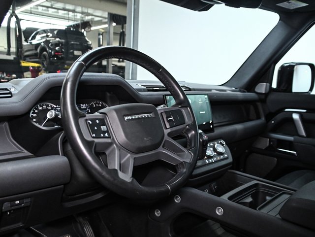 2023 Land Rover Defender X-Dynamic SE-2
