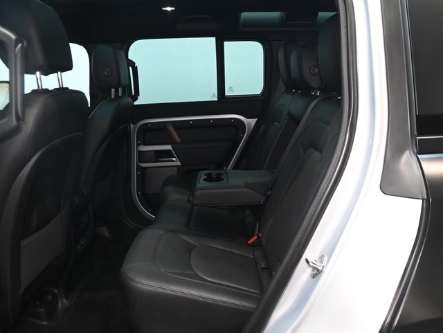 2024 Land Rover Defender S-3