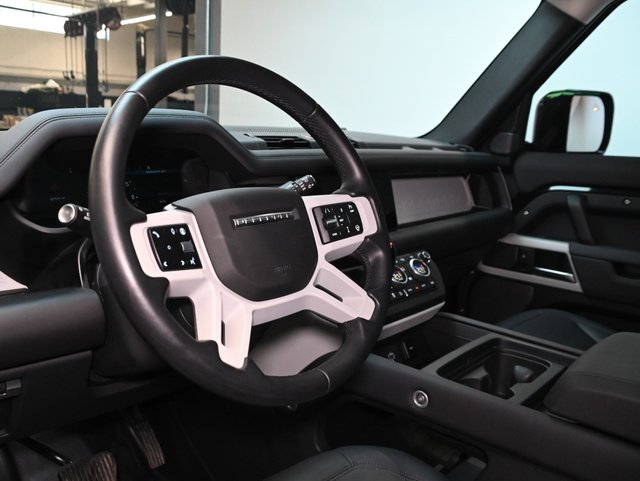 2024 Land Rover Defender S-3
