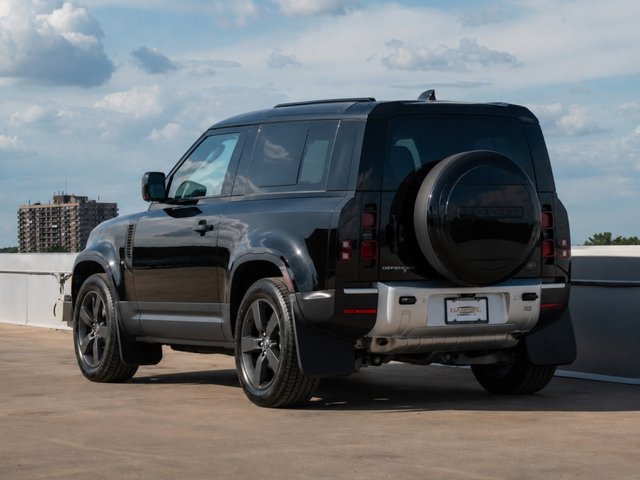 2025 Land Rover Defender S-1