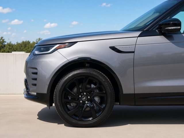 2025 Land Rover Discovery Dynamic SE-5