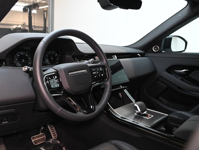 2026 Land Rover Range Rover Evoque Dynamic SE-2
