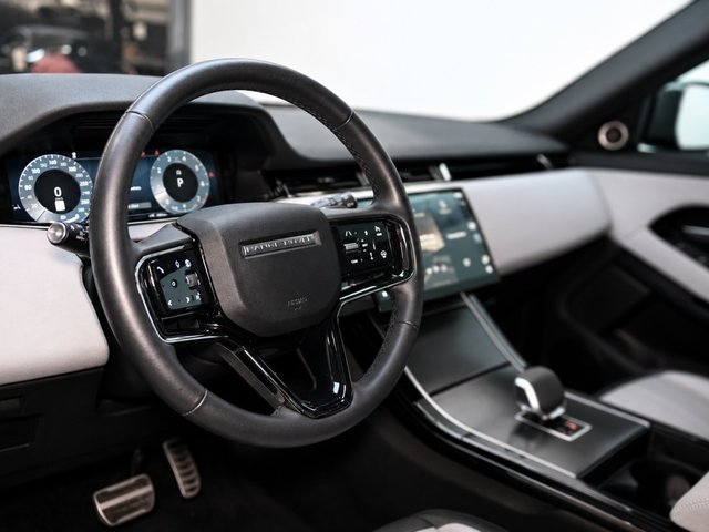 2026 Land Rover Range Rover Evoque Dynamic SE-2