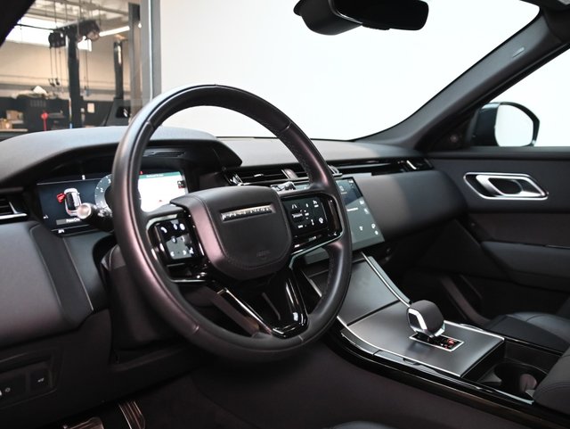 2025 Land Rover Range Rover Velar Dynamic SE-2