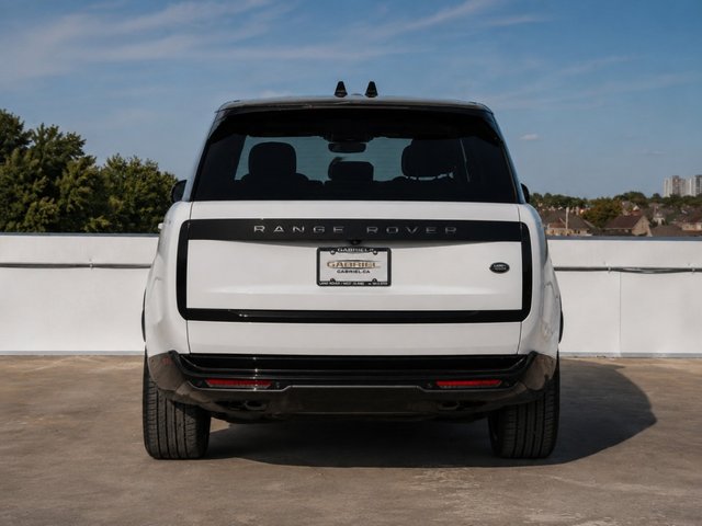 2023 Land Rover Range Rover SE-5
