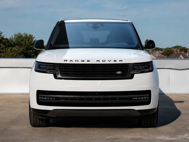 2023 Land Rover Range Rover SE-6