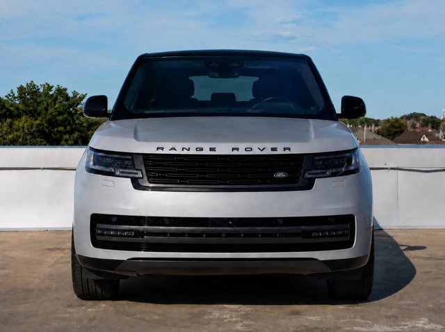 2023 Land Rover Range Rover SE-6