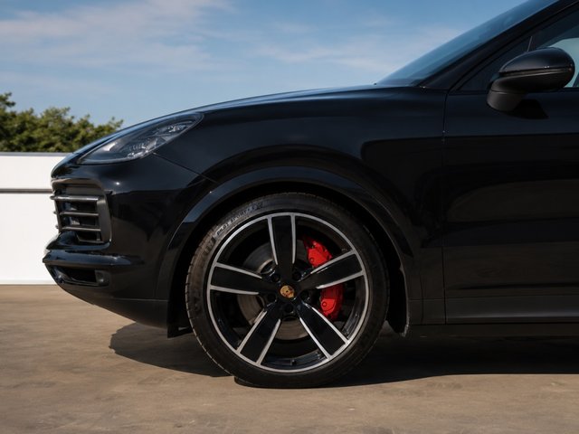 2022 Porsche Cayenne-7