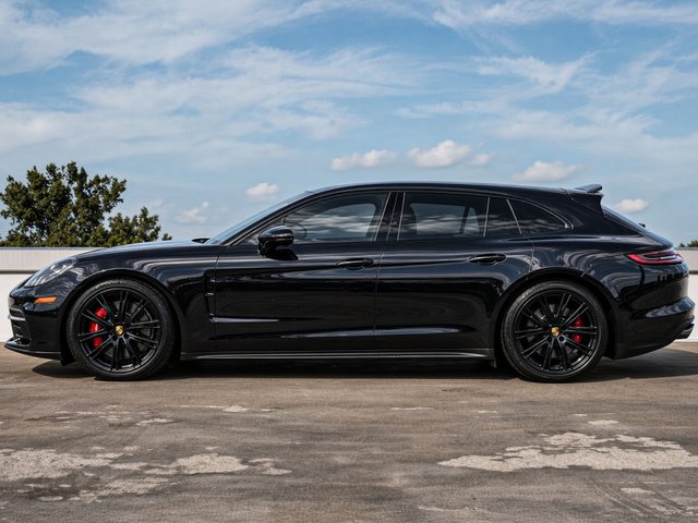 2018 Porsche Panamera 4-4