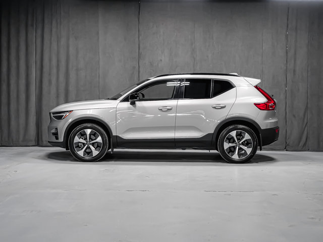 2024 Volvo XC40 B5 PLUS DARK CLIMATE-1