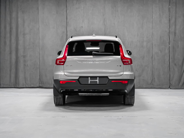 2024 Volvo XC40 B5 PLUS DARK CLIMATE-3