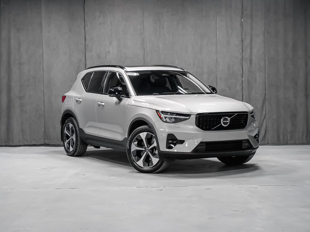 2024 Volvo XC40 B5 PLUS DARK CLIMATE-6