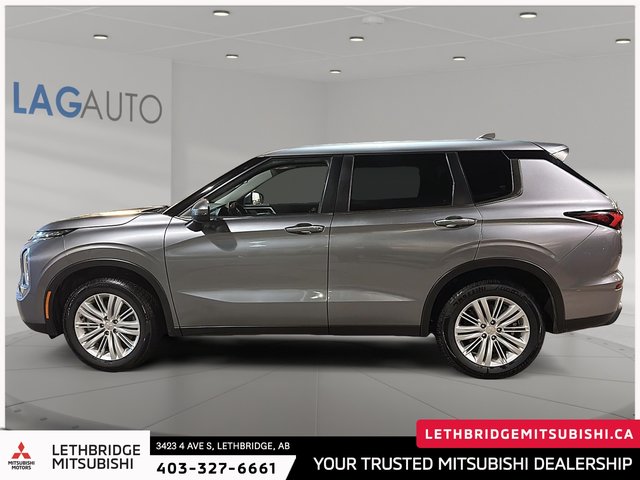 2022 Mitsubishi Outlander ES-4