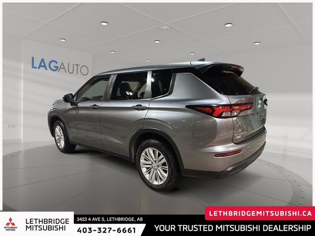 2022 Mitsubishi Outlander ES-3