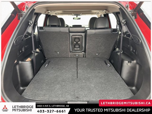 2024 Mitsubishi Outlander LE-5