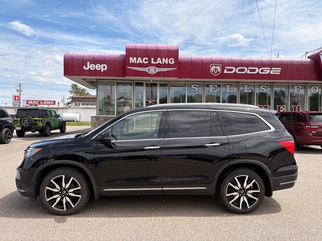2022 Honda Pilot Touring 8-Passenger