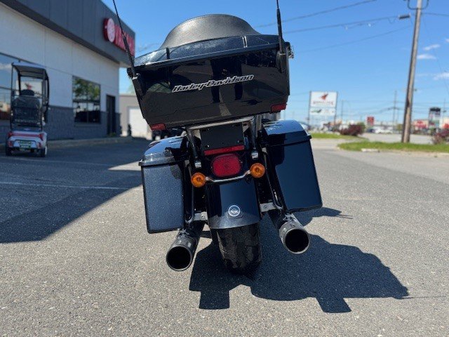 HARLEY DAVIDSON ROAD GLIDE ULTRA FLTRU 2013-5