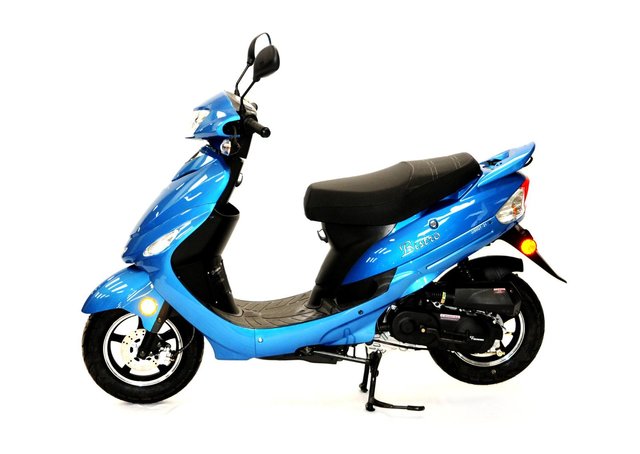 SCOOTTERRE BISTRO 50 2023