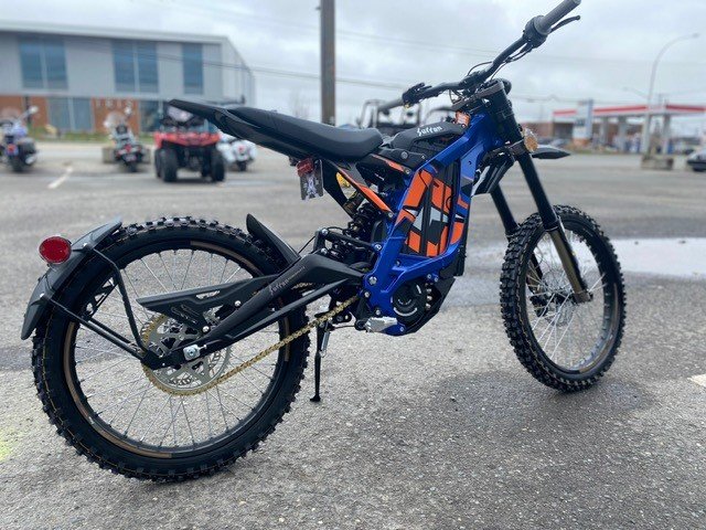 2023 Surron Light Bee X | #{stock} | Maniac Moto in Montmagny