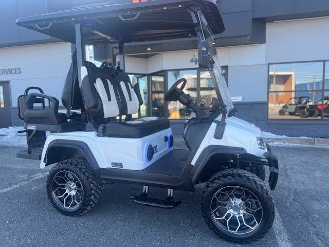 VOITURETTE DE GOLF X-PLOD MODÈLE: MAVRICK 22 INCLUANT LA VERSION PLUS !!! DE 750$ 2026-0