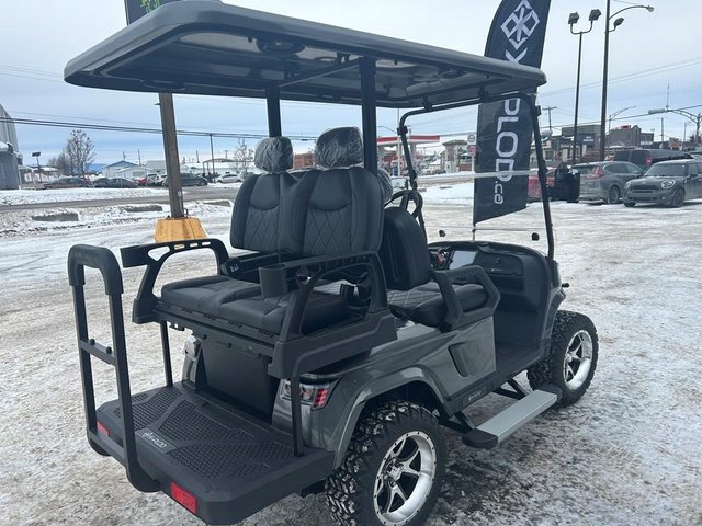 VOITURETTE DE GOLF X-PLOD MODÈLE:  VANGUARD22 100% ÉLECTRIQUE 2025-3