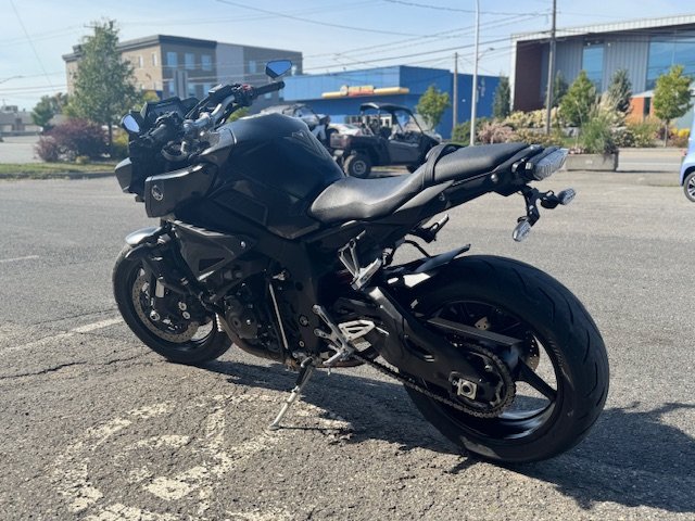 Yamaha FZ10 13,695 KM SEULEMENT 2017-4