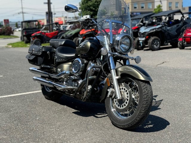 2005 Yamaha V-Star 1100 Classic-4