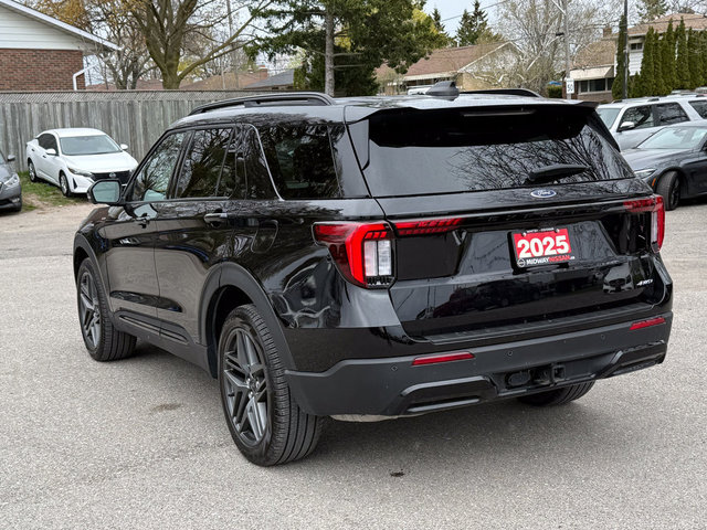 2025 Ford Explorer ST-Line-4