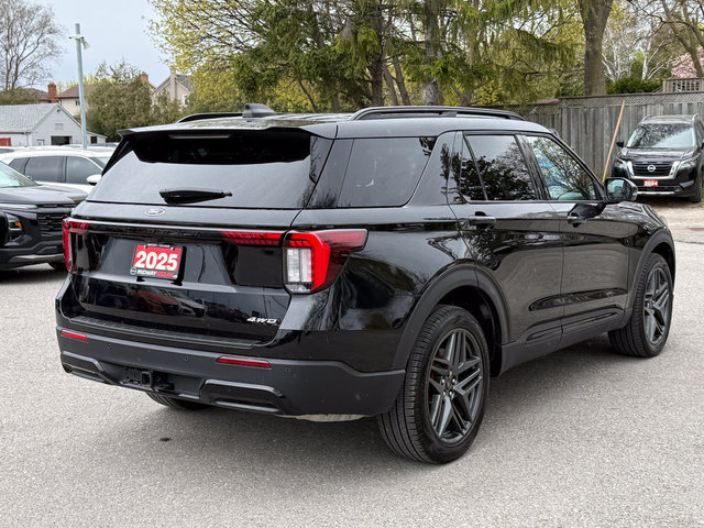 2025 Ford Explorer ST-Line-6