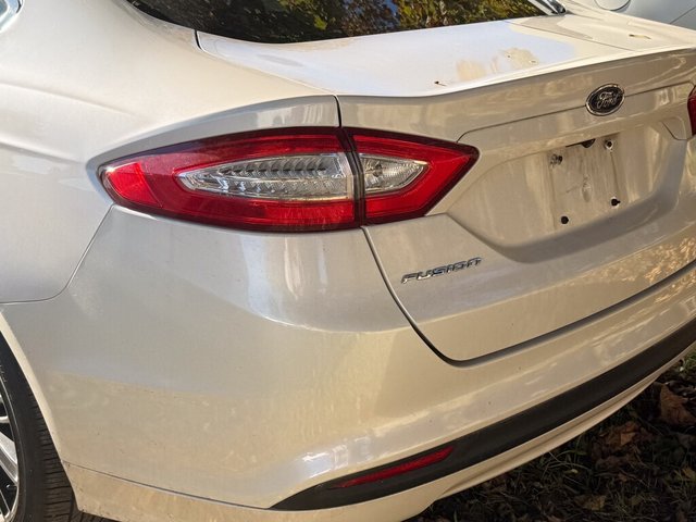 2013 Ford Fusion SE-4
