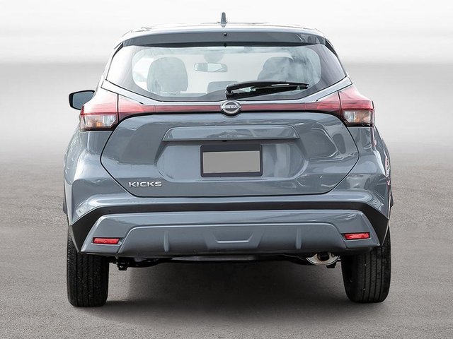 2025 Nissan Kicks Play S-4