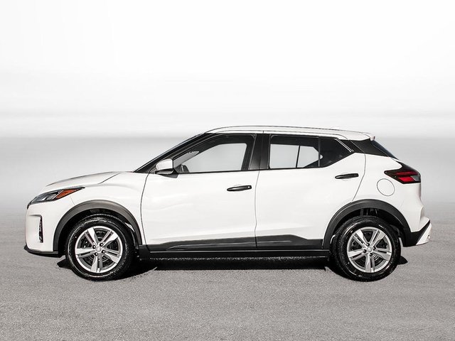 2025 Nissan Kicks Play S-2