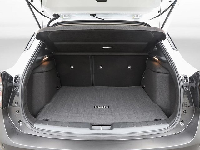 2026 Nissan Kicks SR Premium AWD-6