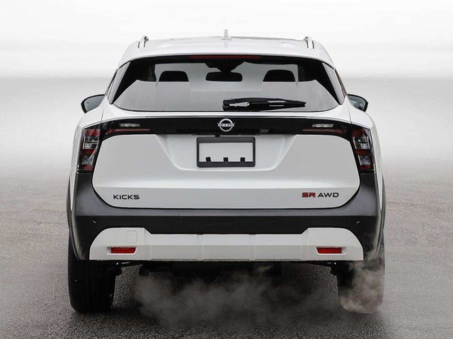 2026 Nissan Kicks SR-5