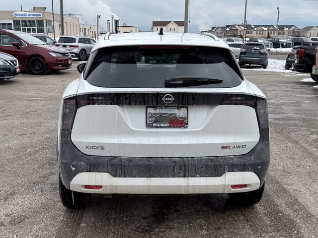 2026 Nissan Kicks SR-5