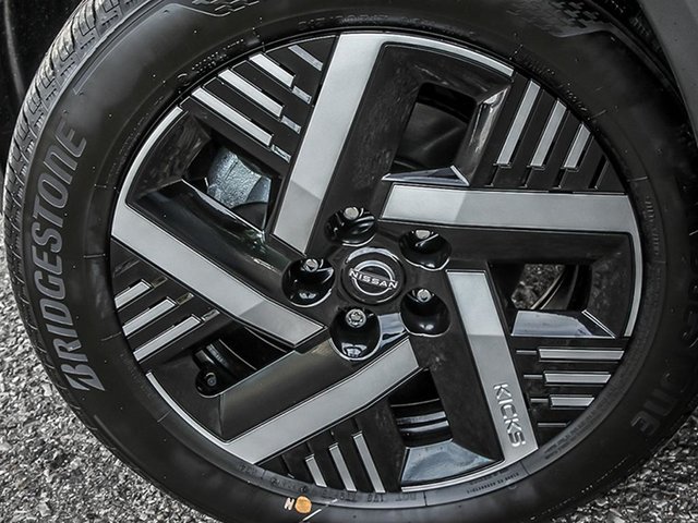 2026 Nissan Kicks SV FWD-7