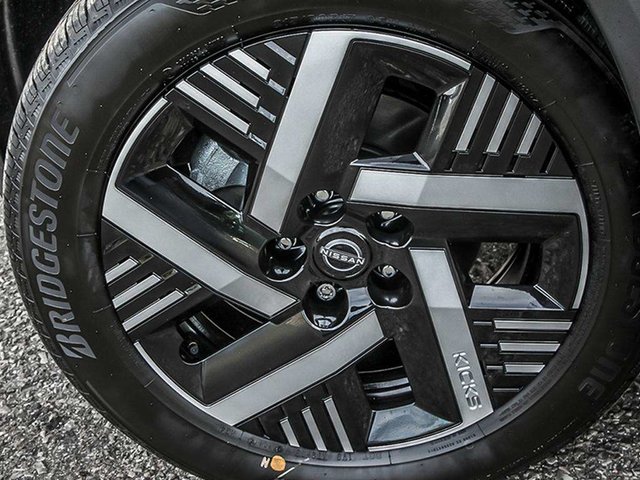 2026 Nissan Kicks SV FWD-7