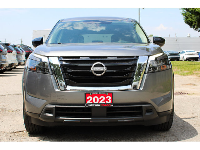 2023 Nissan Pathfinder S-1