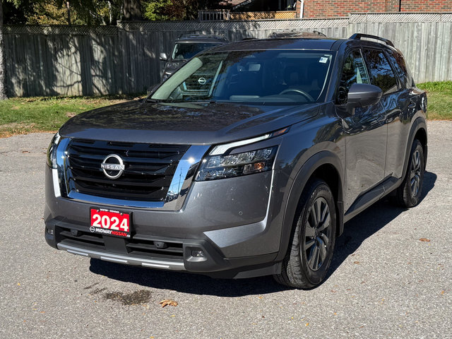 2024 Nissan Pathfinder SV-2
