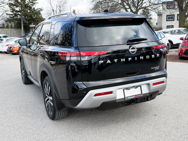 2024 Nissan Pathfinder Platinum-2
