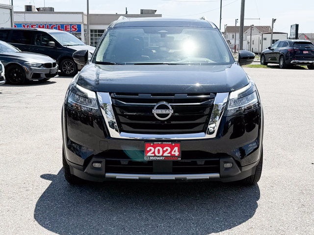 2024 Nissan Pathfinder Platinum-1