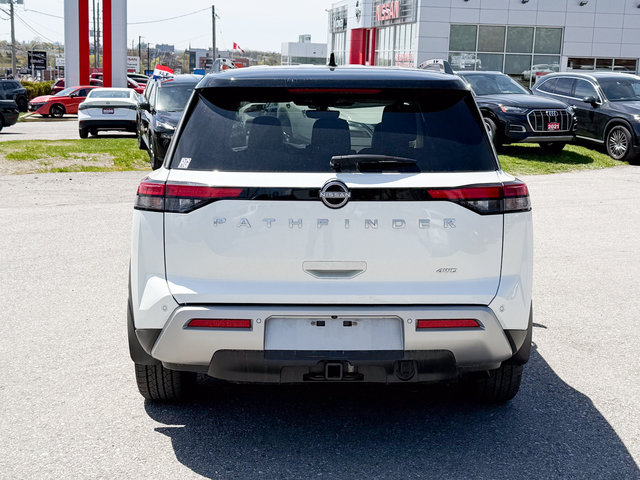 2024 Nissan Pathfinder Platinum-5
